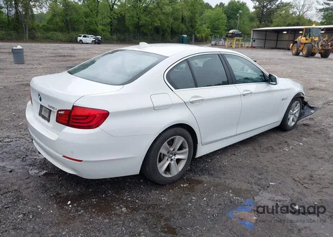 2013 BMW 528I из США, поврежденный, VIN WBAXG5C54DD229338